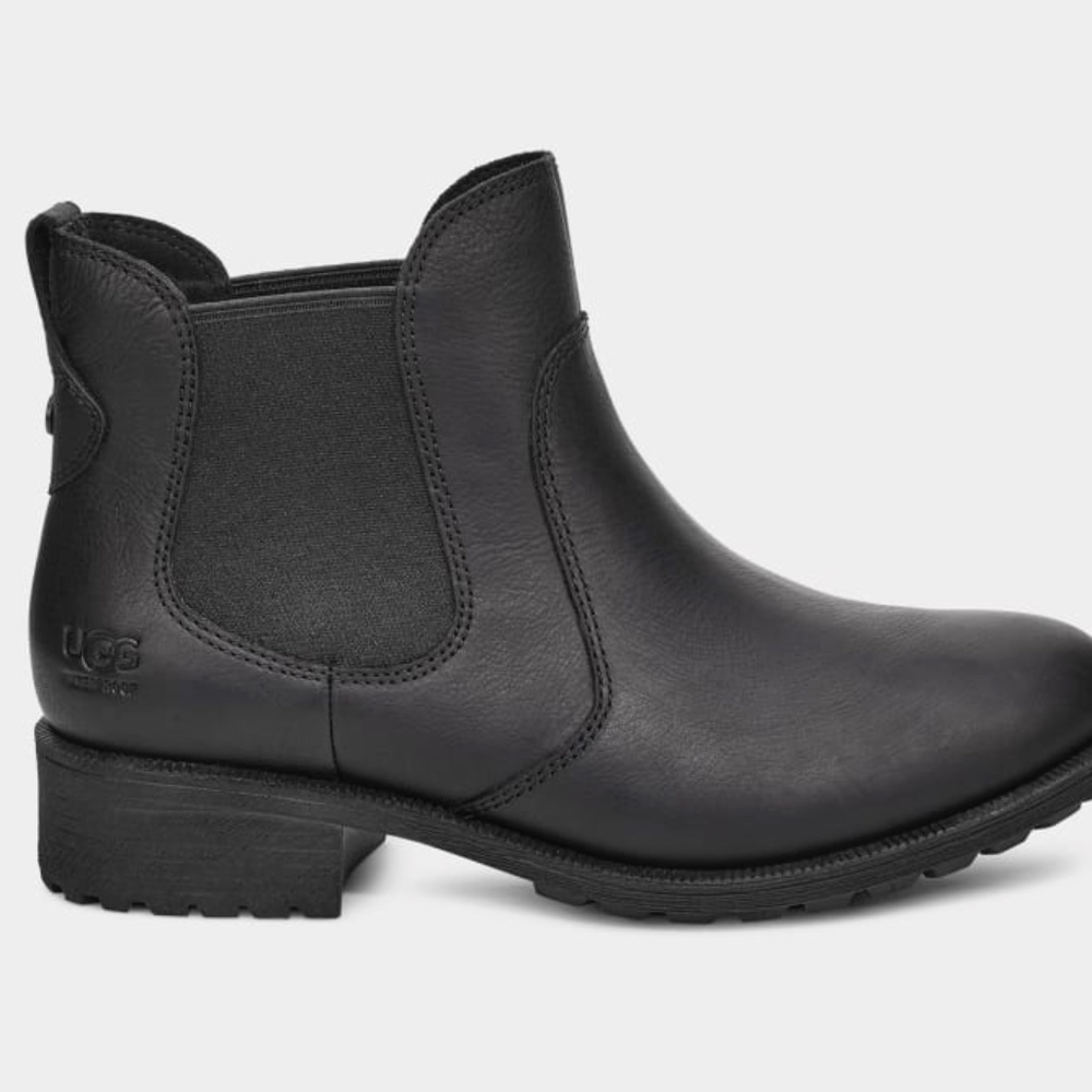 UGG Women's Bonham Leather Chelsea Ankle Boot Size 7 Black (S/N 1013893)